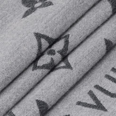 All About Monogram Schal Detailansicht