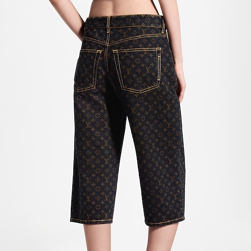 Bermuda Monogram en denim in Femme's Prêt-à-porter Jupes et shorts collections by Louis Vuitton (Zoom produit)