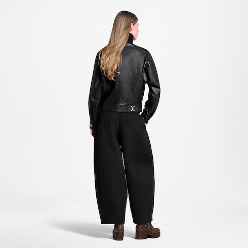 Bikerjacke mit Einsatz aus Wolle in Damen's Ready to Wear Mäntel und Jacken collections by Louis Vuitton (Zoom)