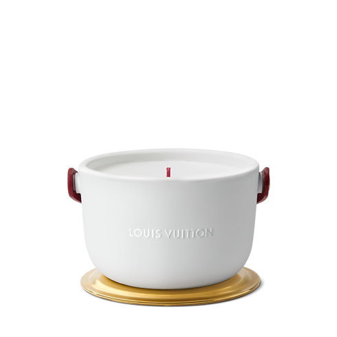Bougie l'Air du Jardin 220 g in Malles, Voyage et Maison's Maison et Art de la Table Décoration collections by Louis Vuitton (Zoom produit)