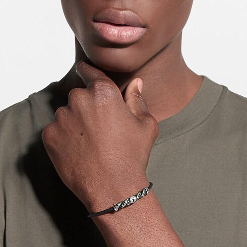 Bracelet en cuir LV Braids Autres Cuirs in Homme's Accessoires Tous les accessoires collections by Louis Vuitton (Zoom produit)