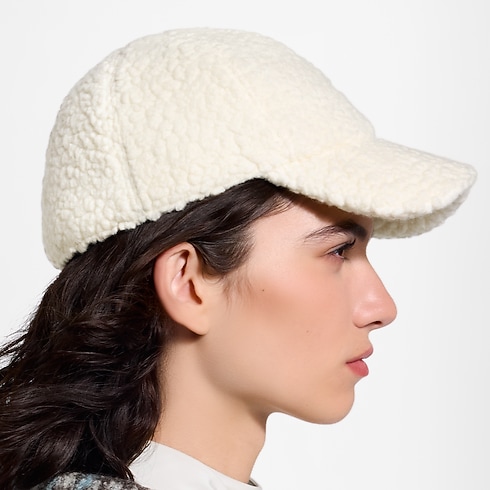 Casquette LV League en laine bouclette S00 in Femme's Accessoires Chapeaux et Casquettes collections by Louis Vuitton (Zoom produit)