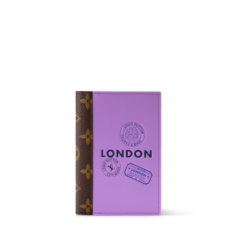 Couverture Passeport in Femme's Portefeuilles et petite maroquinerie Porte-cartes et porte-clés collections by Louis Vuitton (Zoom produit)