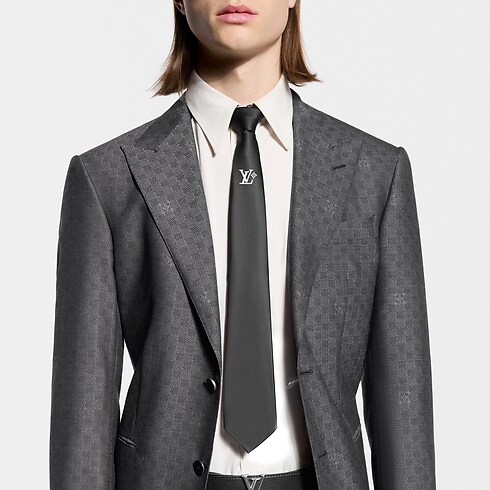 Cravate Signature S00 in Homme's Accessoires Cravates collections by Louis Vuitton (Zoom produit)