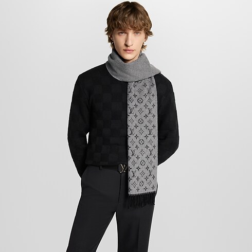 Écharpe Monogram Gradient S00 in Homme's Discontinued Product Obs 16 collections by Louis Vuitton (Zoom produit)