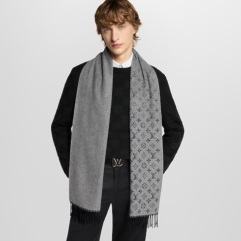 Écharpe Monogram Gradient S00 in Homme's Discontinued Product Obs 16 collections by Louis Vuitton (Zoom produit)