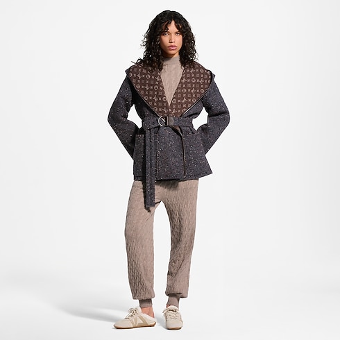 Kurzer Wickelmantel zum Wenden mit Kapuze in Damen's Ready to Wear Mäntel und Jacken collections by Louis Vuitton (Zoom)