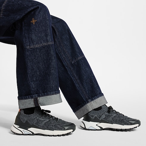LV Tatic Knit Sneaker in Herren's Schuhe Sneakers collections by Louis Vuitton (Zoom)