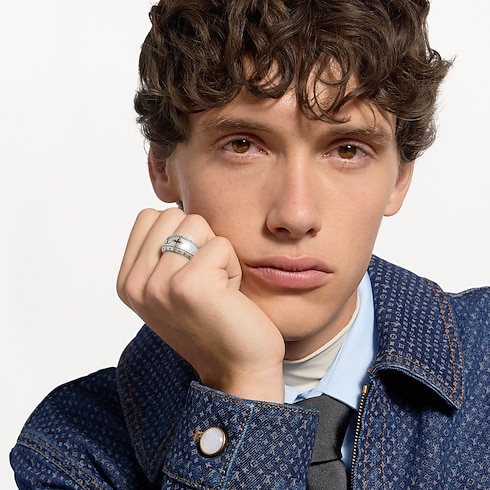Monogram Flower Ring S00 in Herren's Accessoires Alle Accessoires collections by Louis Vuitton (Zoom)