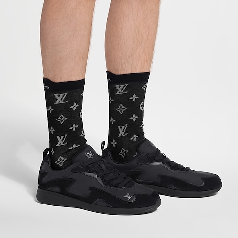 Monogram Reflective Socken S00 in Herren's Accessoires Hüte, Mützen und Handschuhe collections by Louis Vuitton (Zoom)