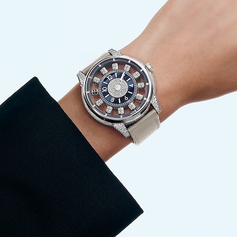 Montre Tambour Spin Time Air, Automatique, 42,5 mm, or blanc, œil de faucon et diamants in Montres's Toutes les montres } collections by Louis Vuitton (Zoom produit)