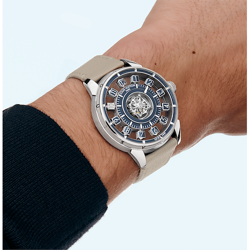 Montre Tambour Taiko Spin Time Air Flying Tourbillon, Automatique, 42,5 mm, or blanc in Montres's Toutes les montres } collections by Louis Vuitton (Zoom produit)