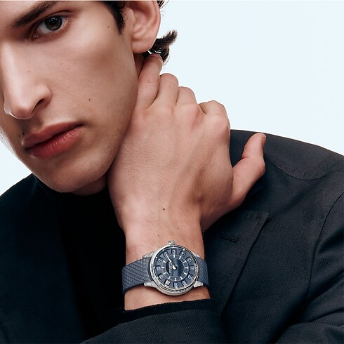 Montre Tambour Spin Time, Automatique, 39,5 mm, or blanc, œil de faucon et diamants in Montres's Toutes les montres } collections by Louis Vuitton (Zoom produit)