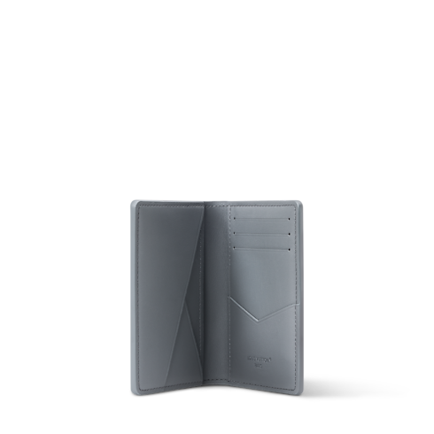 Organizer de poche Monogram Shadow in Homme's Portefeuilles et petite maroquinerie Tous les portefeuilles et petite maroquinerie collections by Louis Vuitton (Zoom produit)
