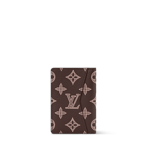 Organizer de poche Monogram Shadow in Homme's Portefeuilles et petite maroquinerie Tous les portefeuilles et petite maroquinerie collections by Louis Vuitton (Zoom produit)