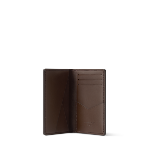 Organizer de poche Monogram Shadow in Homme's Portefeuilles et petite maroquinerie Tous les portefeuilles et petite maroquinerie collections by Louis Vuitton (Zoom produit)