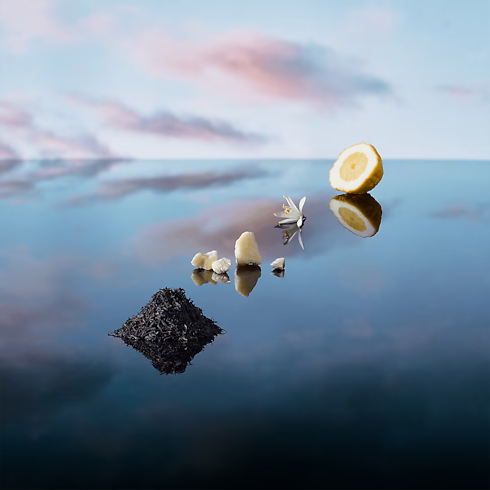 Parfum Imagination in Cadeaux's Chinese Valentine's Day Selection } collections by Louis Vuitton (Zoom produit)