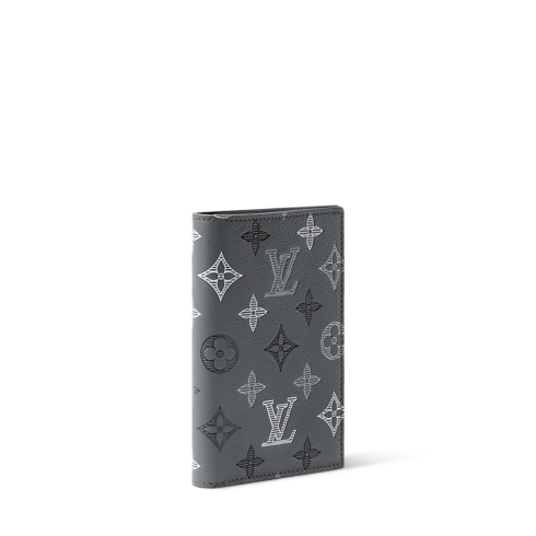 Reisepasshülle Monogram Shadow in Herren's Geldbörsen und Kleinlederwaren Alle Geldbörsen und Kleinlederwaren collections by Louis Vuitton (Zoom)