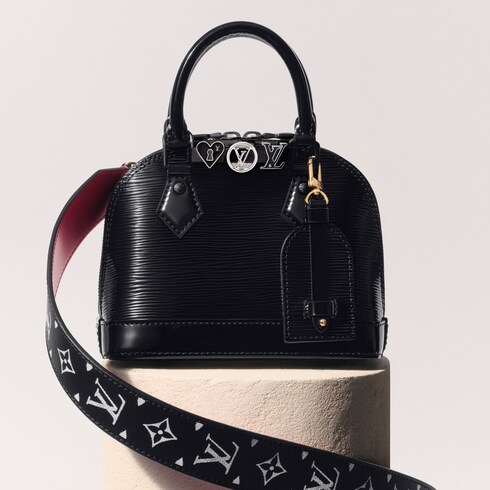 Sac Alma BB Cuir Épi in Cadeaux's Family Month Gift Guide } collections by Louis Vuitton