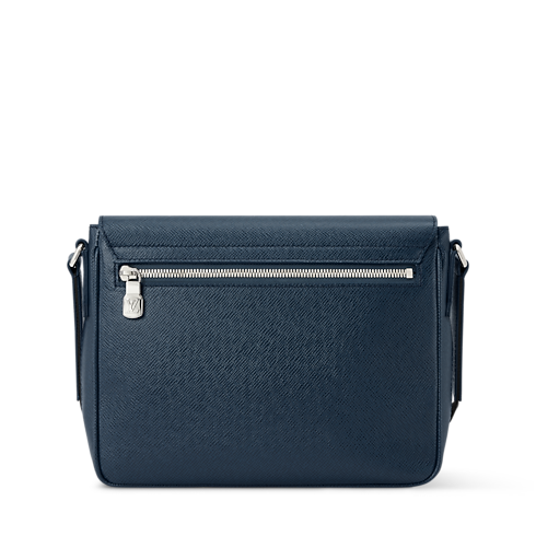 Sac District PM Cuir Taïga in Homme's Sacs Tous les sacs collections by Louis Vuitton (Zoom produit)