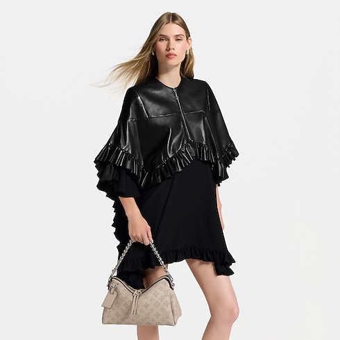 Sac Hand It All PM Cuir Mahina in Femme's Nouveautés Femme } collections by Louis Vuitton (Zoom produit)
