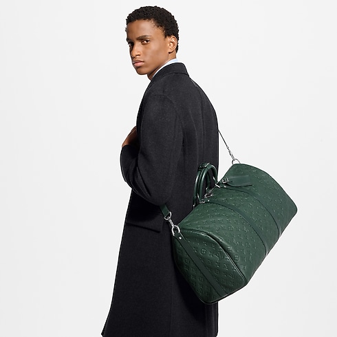 Sac Keepall Bandoulière 50 Taurillon Monogram in Homme's Voyage Sacs de voyage collections by Louis Vuitton (Zoom produit)