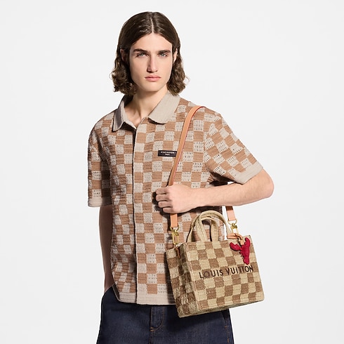 Sac Mini Shopper Tote Autres Damier in Sacs et Petite Maroquinerie's Sacs Homme Shopper Tote collections by Louis Vuitton (Zoom produit)