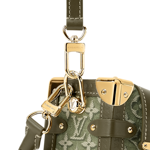 Sac Side Trunk MM G82 in Sacs et Petite Maroquinerie's Sacs Femme Sacs Iconiques collections by Louis Vuitton (Zoom produit)
