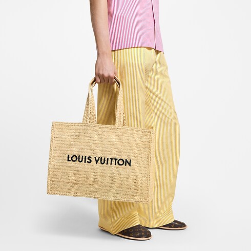 Sac Summer Shopper MM Autres Toiles in Sacs et Petite Maroquinerie's Sacs Homme Nouveautés Sacs collections by Louis Vuitton (Zoom produit)