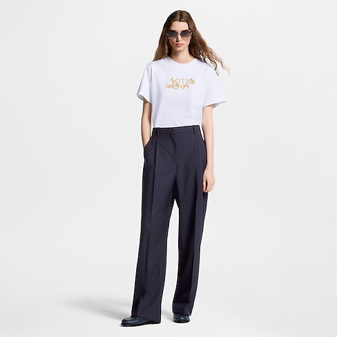 T-Shirt mit gestickter Signatur in Damen's Ready to Wear Tops collections by Louis Vuitton (Zoom)