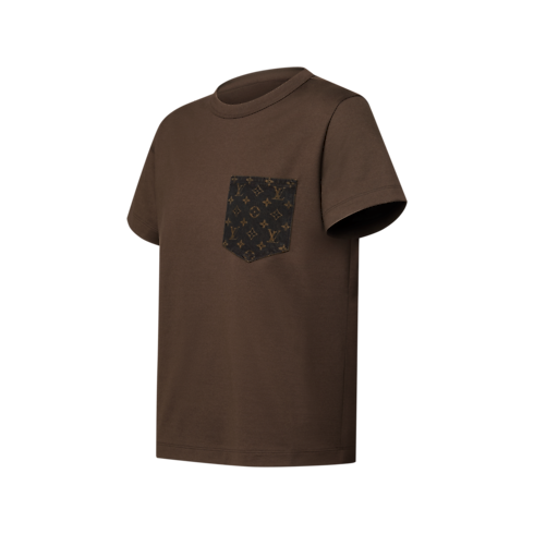 T-Shirt mit Signatur auf einer Tasche in Damen's Ready to Wear Tops collections by Louis Vuitton (Zoom)