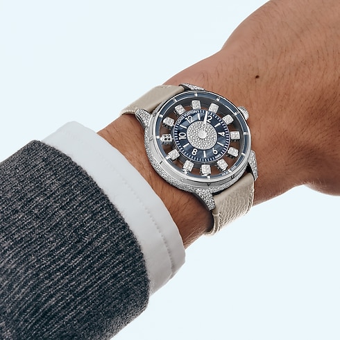 Tambour Spin Time Air, Automatikuhrwerk, 42,5 mm, Weissgold, Falkenauge und Diamanten in Uhren's Alle Uhren } collections by Louis Vuitton (Zoom)