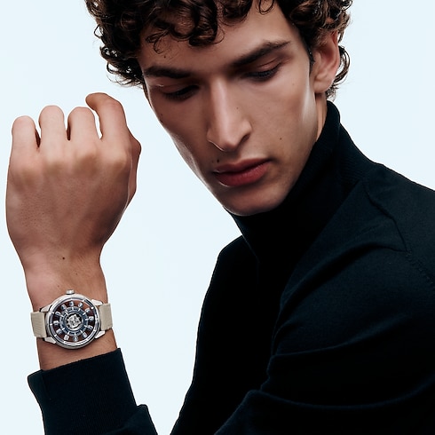 Tambour Spin Time Air Flying Tourbillon, Automatikuhrwerk, 42,5 mm, Weissgold in Uhren's Alle Uhren } collections by Louis Vuitton (Zoom)
