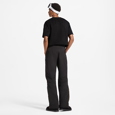 Tee-shirt en maille Monogram in Homme's Prêt-à-porter Tout le prêt-à-porter collections by Louis Vuitton (Zoom produit)