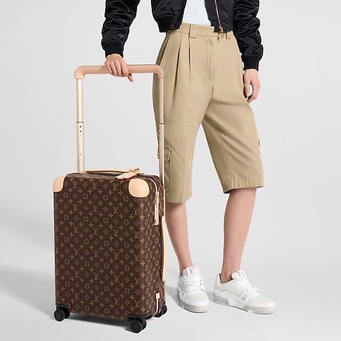 Valise cabine Horizon 55 Toile Monogram in Homme's Voyage Bagages roulants collections by Louis Vuitton (Zoom produit)