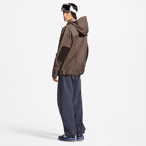 Veste shell de ski à capuche in Homme's Prêt-à-porter Tout le prêt-à-porter collections by Louis Vuitton (Zoom produit)