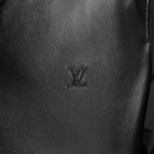 Wende-Trainingsjacke mit Leder mit Monogram-Motiv Ambiance-Ansicht